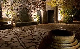 Elati'S Traditional And Cosy Home